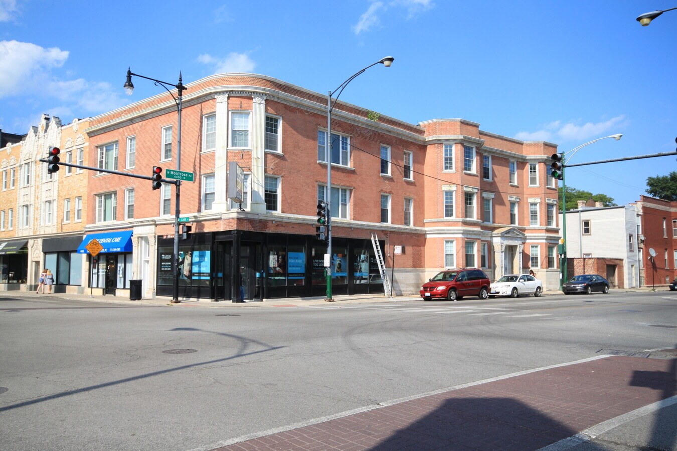 Photo - 1414 W Montrose Ave