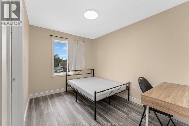 Photo - 1035 California Ave