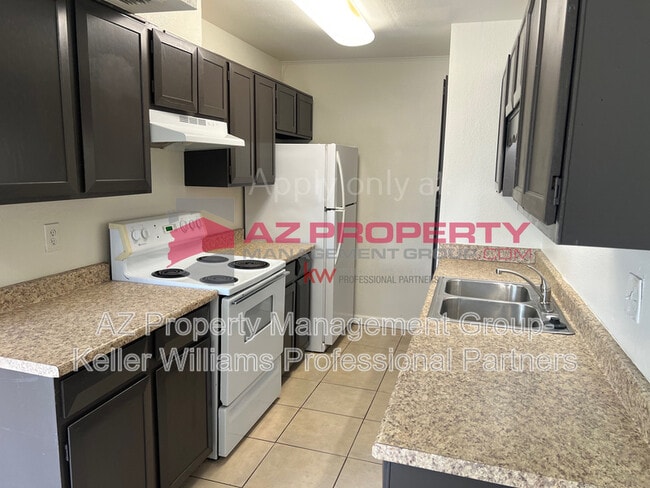 Photo - 6033 W Golden Ln