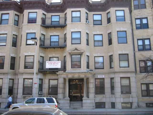 Photo - 142 Hemenway St