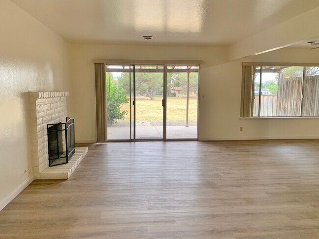 Photo - Quiet 2 Bedroom 2 Bathroom Townhouse in Ridgemark!!