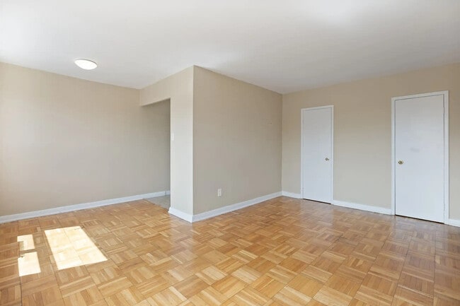 Photo - East York Apartments