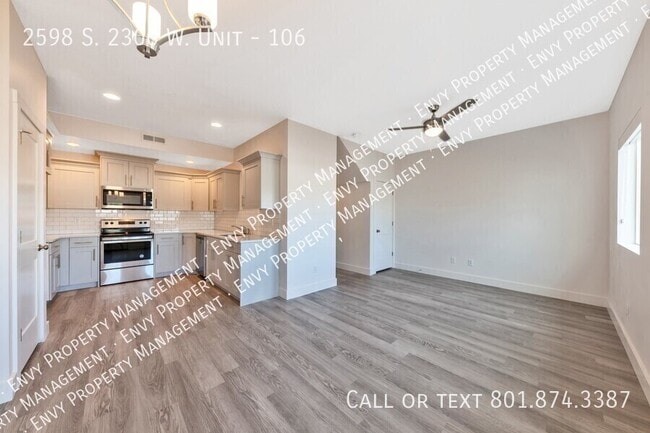 Photo - 2598 S 2300 W St