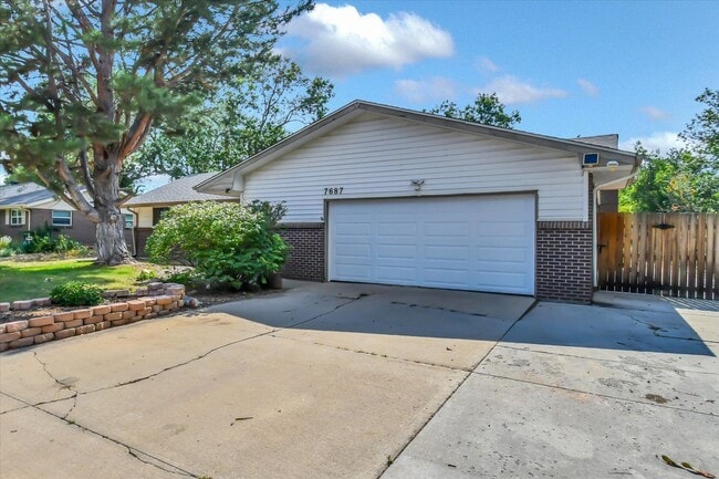 Photo - Beautiful, Bright & Move-In Ready Ranch in Desirable West Arvada
