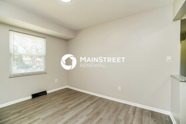 3 Bedroom Pet-Friendly Home in Columbus, OH with Main Street Renewal