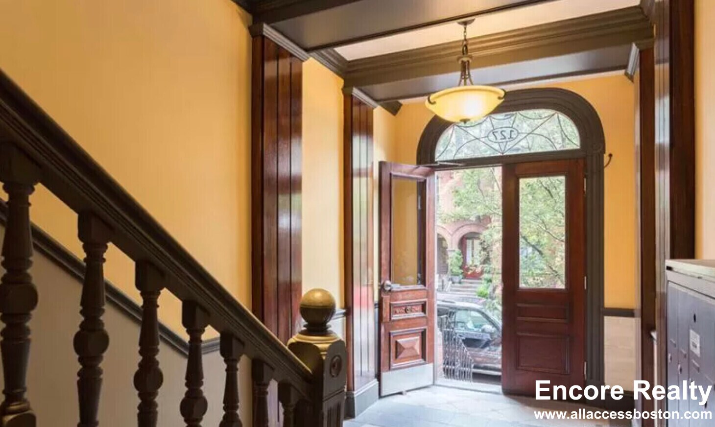 Photo - 127 St Botolph St Unit 6