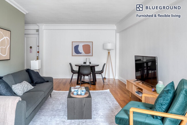 Photo - 108 W 15th St Unit FL3-ID31