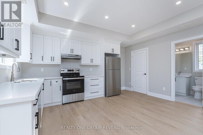 Photo - 223 Grenfell St Unit 2
