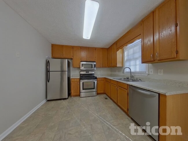 Photo - 117 Normas Way