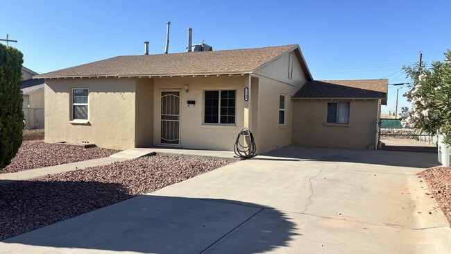 Photo - 7748 Veracruz Ave House