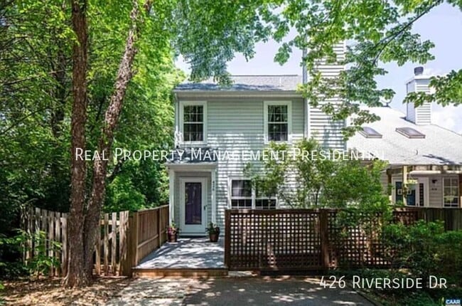 Building Photo - 426 Riverside Ave