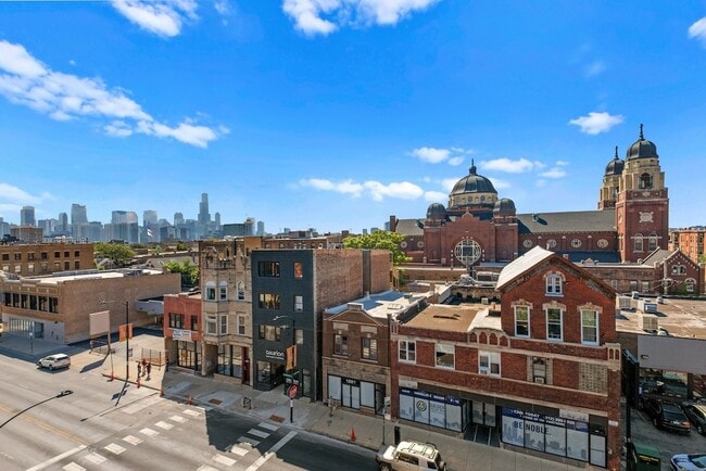Photo - 808 N Greenview Ave Unit 4C