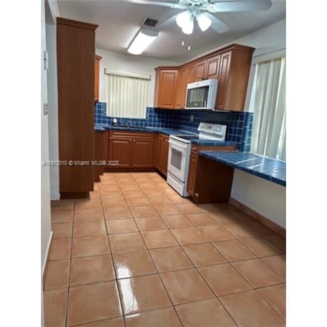 Photo - 10371 SW 201st Ter