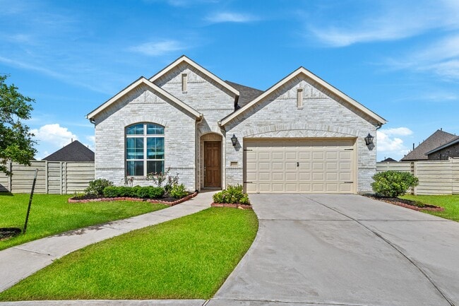 Photo - 2221 Forest Trace Ln