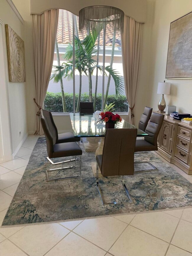 Photo - 105 Windward Dr