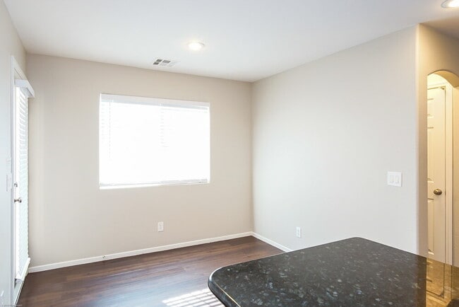 Photo - 9213 Millikan Ave