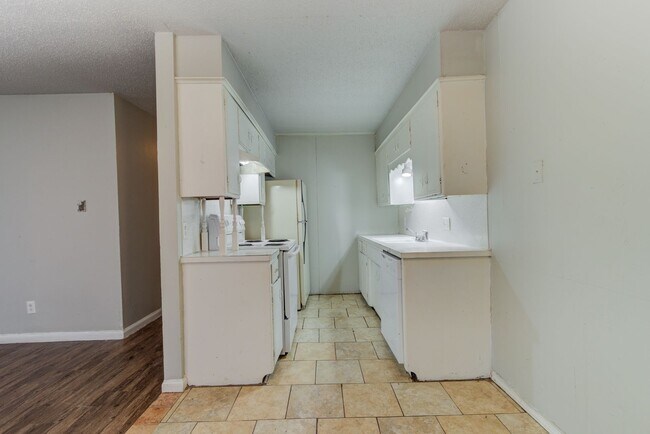 Photo - The View: 1 & 2 Bedroom Apartments with Al...