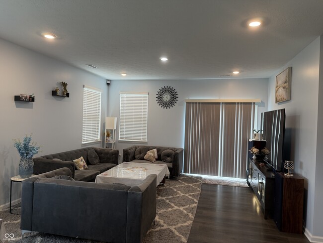 Photo - 860 Saddlebrook Farms Blvd