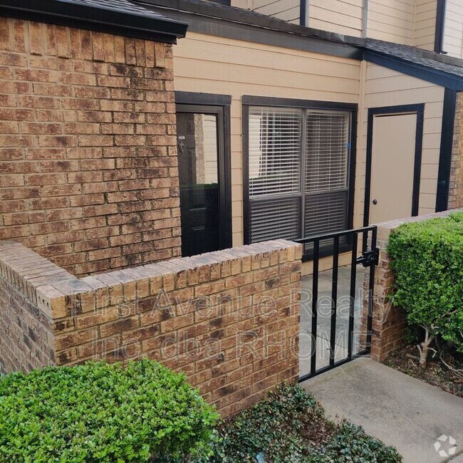Building Photo - 3022 Forest Ln Unit #408 Rental