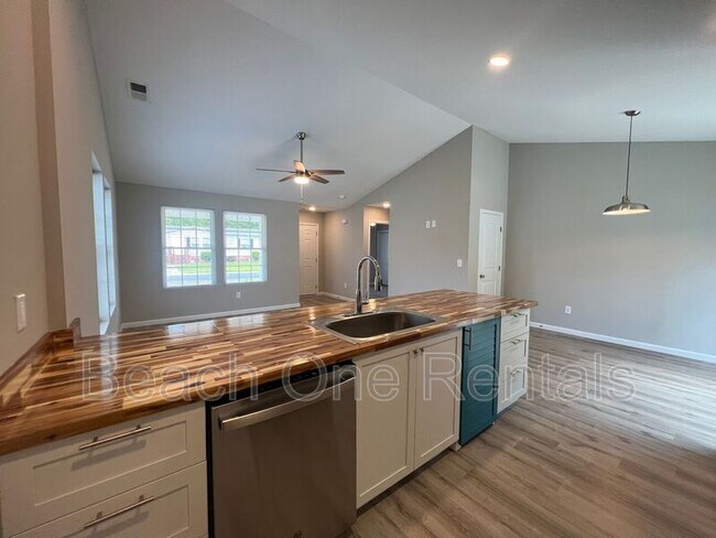 Photo - 4011 Cordoba Dr