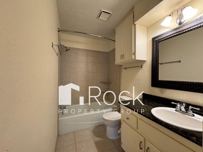 Photo - 3 Bedroom Home in NW Norman