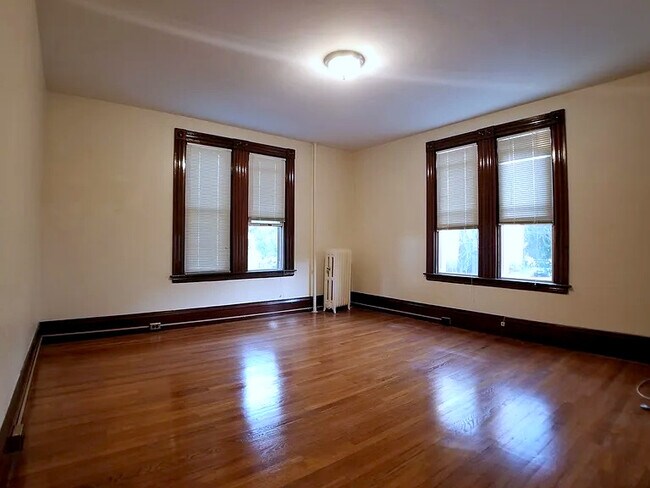 Master Bedroom - 58 Boston St Unit 58 Boston St