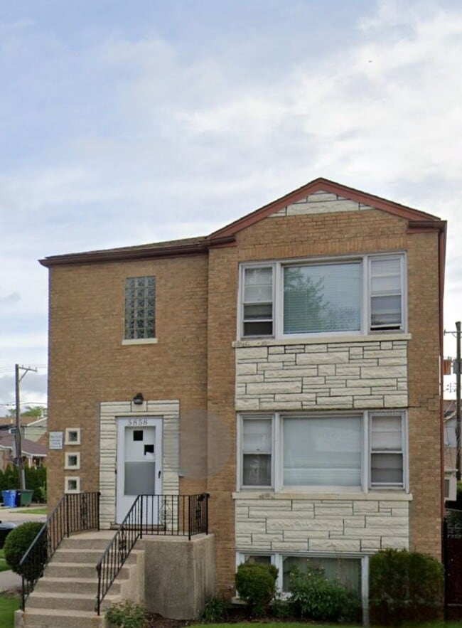 Photo - 5858 W Diversey Ave Apartment Unit 2