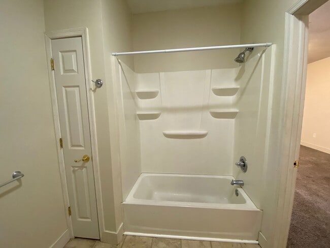 Photo - 301 E Weidman St Unidad 3