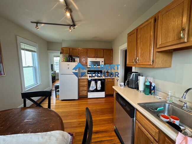 Photo - 101 Heath St Unit 3