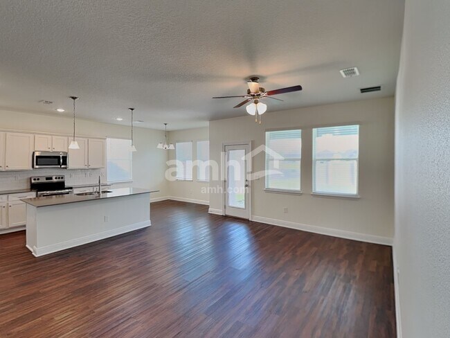 2753 Ponds Trl