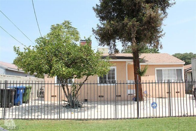 Photo - 15149 Domino St