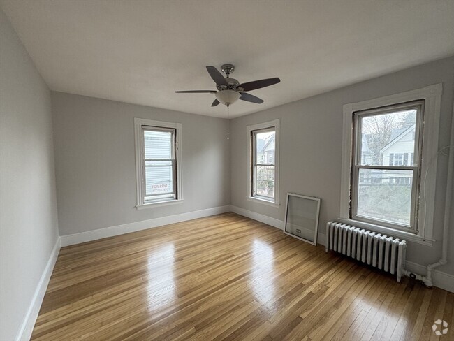 Building Photo - 24 Foster St Unit 1 Rental