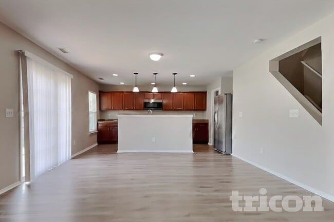 Photo - 514 Kerriann Ln
