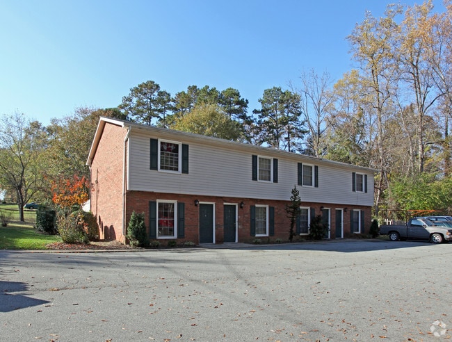 Civitan Courts Apartments For Rent In Hickory Nc Forrent Com