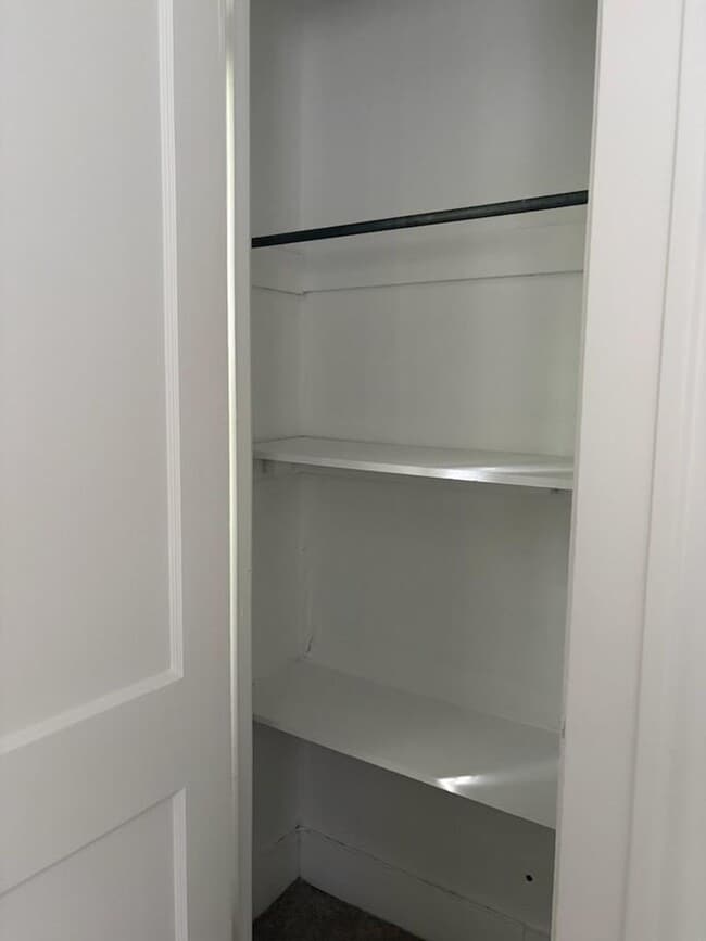 Photo - 312 N Mclean St Unit 3