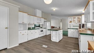 Photo - 3457 S Foster Rd