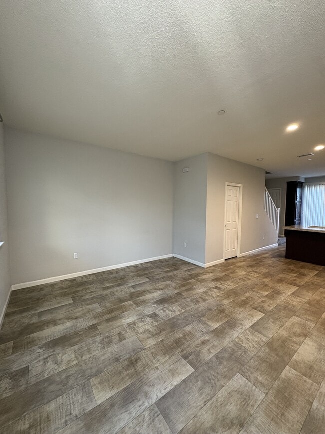 Photo - 488 Palmilla Pl