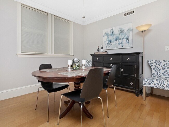 Photo - 93 E Brookline St Unit 1