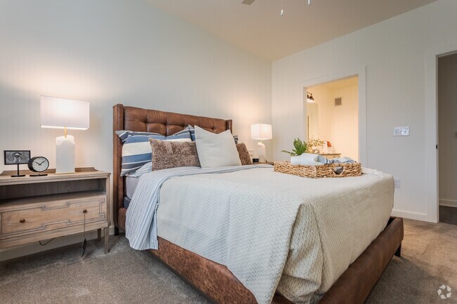 2BR, 2BA - Stanton