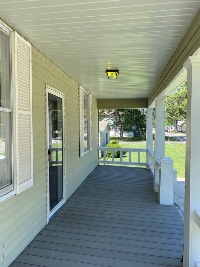 Photo - Beautiful 2 Bed 1 Bath Home