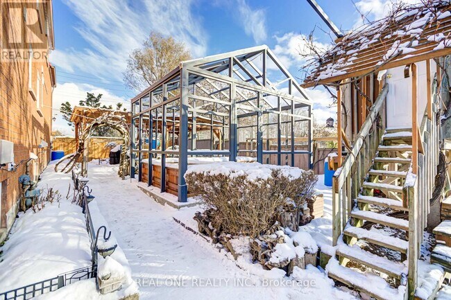 Photo - 2 Grittani Ln