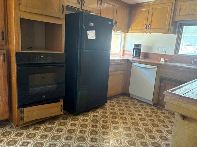 Photo - 1424 W 170th St
