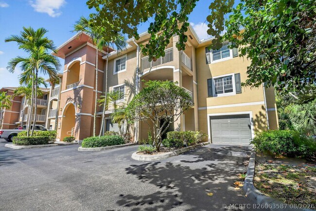 6511 Emerald Dunes Dr Unidad 304
