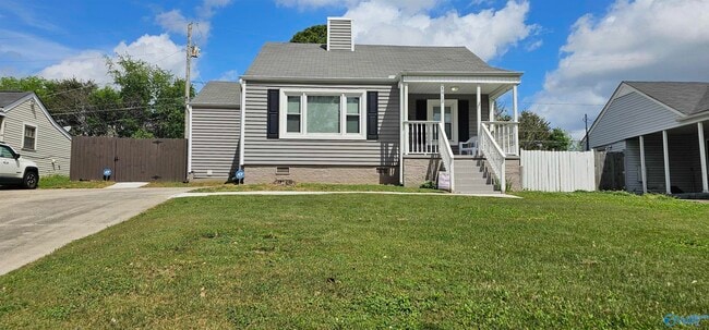 Building Photo - 3912 Pine Ave SW