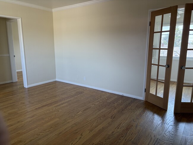 204 W Fairview Ave Unit B