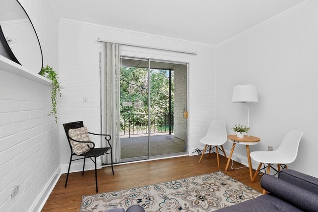 Photo - Charming One Bedroom Apartment In The Heart of Plaza Midwood!