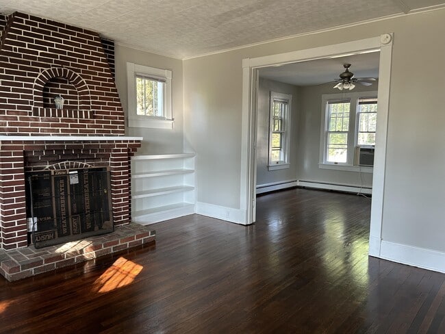 Photo - 1731 Valley Ave