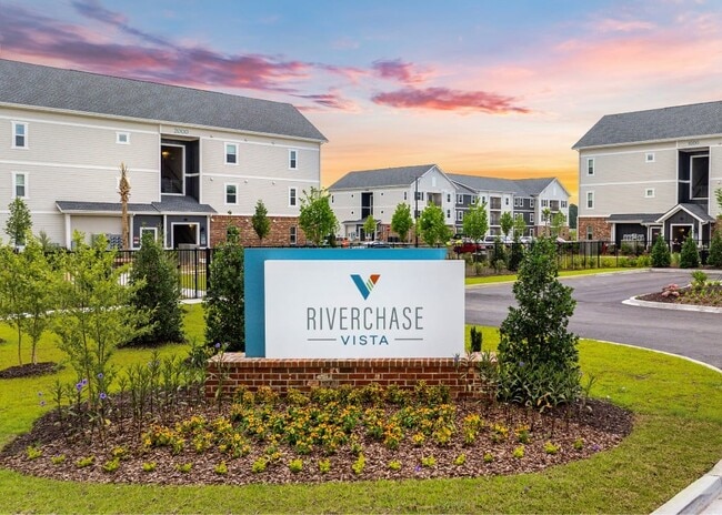 Riverchase Vista Apartments