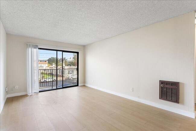 Photo - 2228 Lincoln Ave Unidad 2228 Lincoln Ave #A - LU