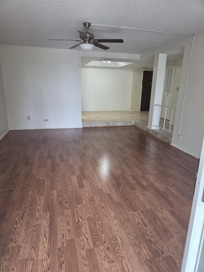 Photo - 3750 Inverrary Dr Unit 2f